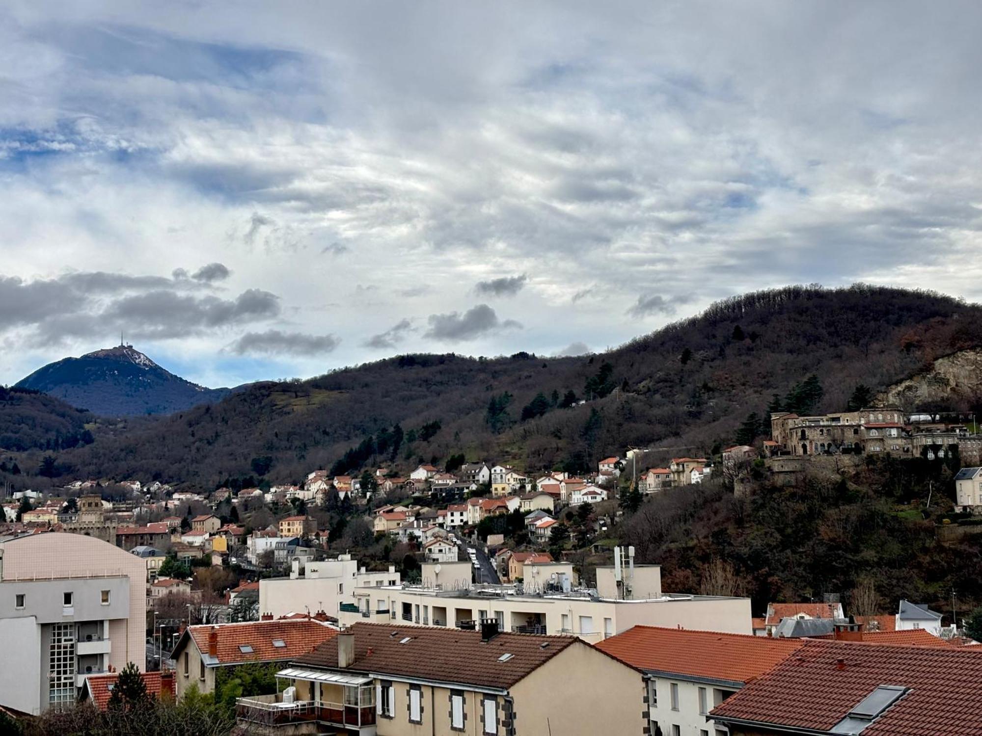 Belle Vue A 500M Des Thermes - Climatise Royat Dış mekan fotoğraf